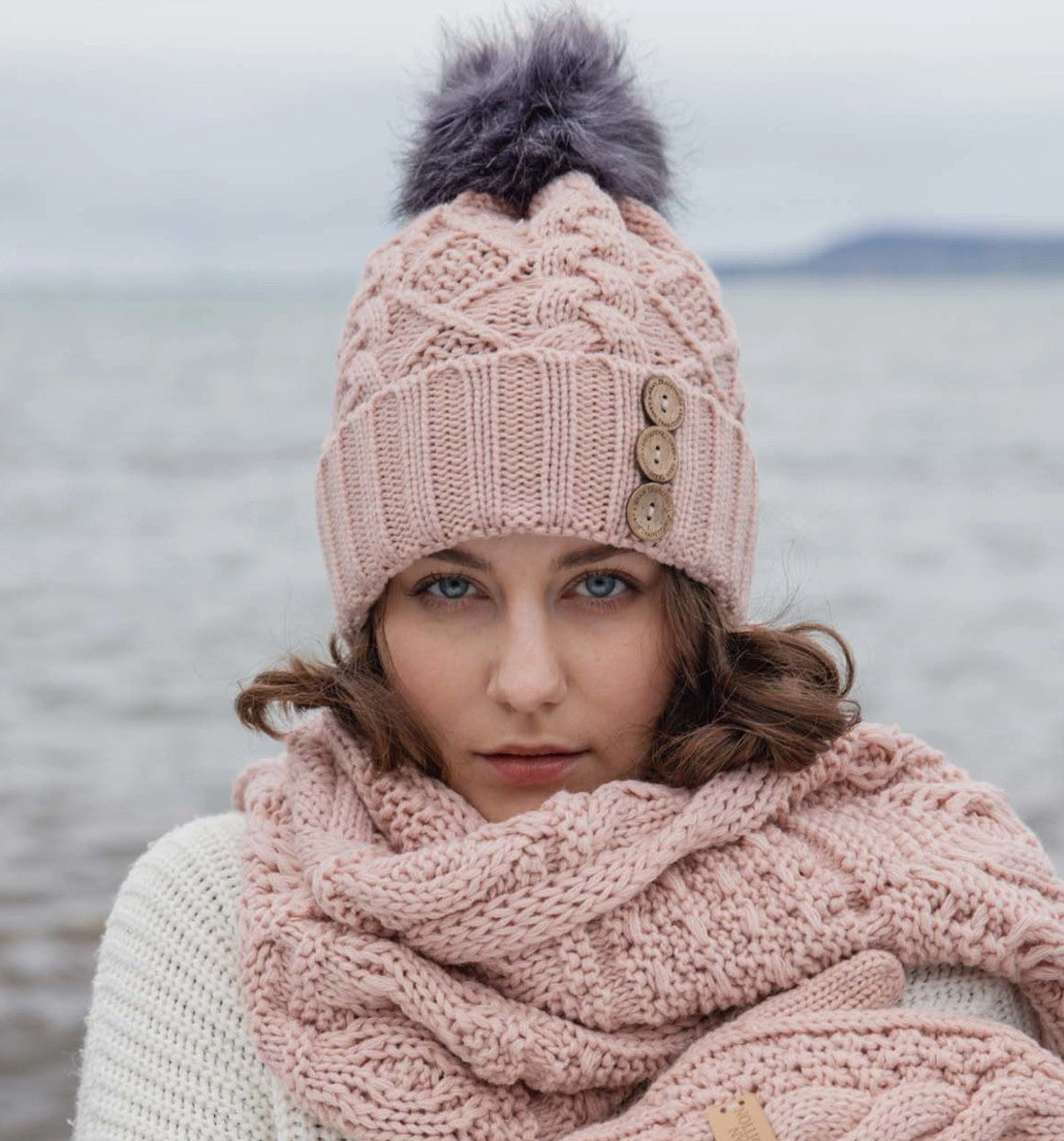 Aran Diamond Cable Button Hat - Blush